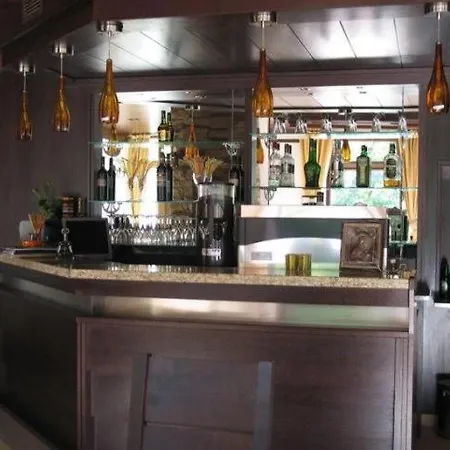 Cherven Guest house 3*